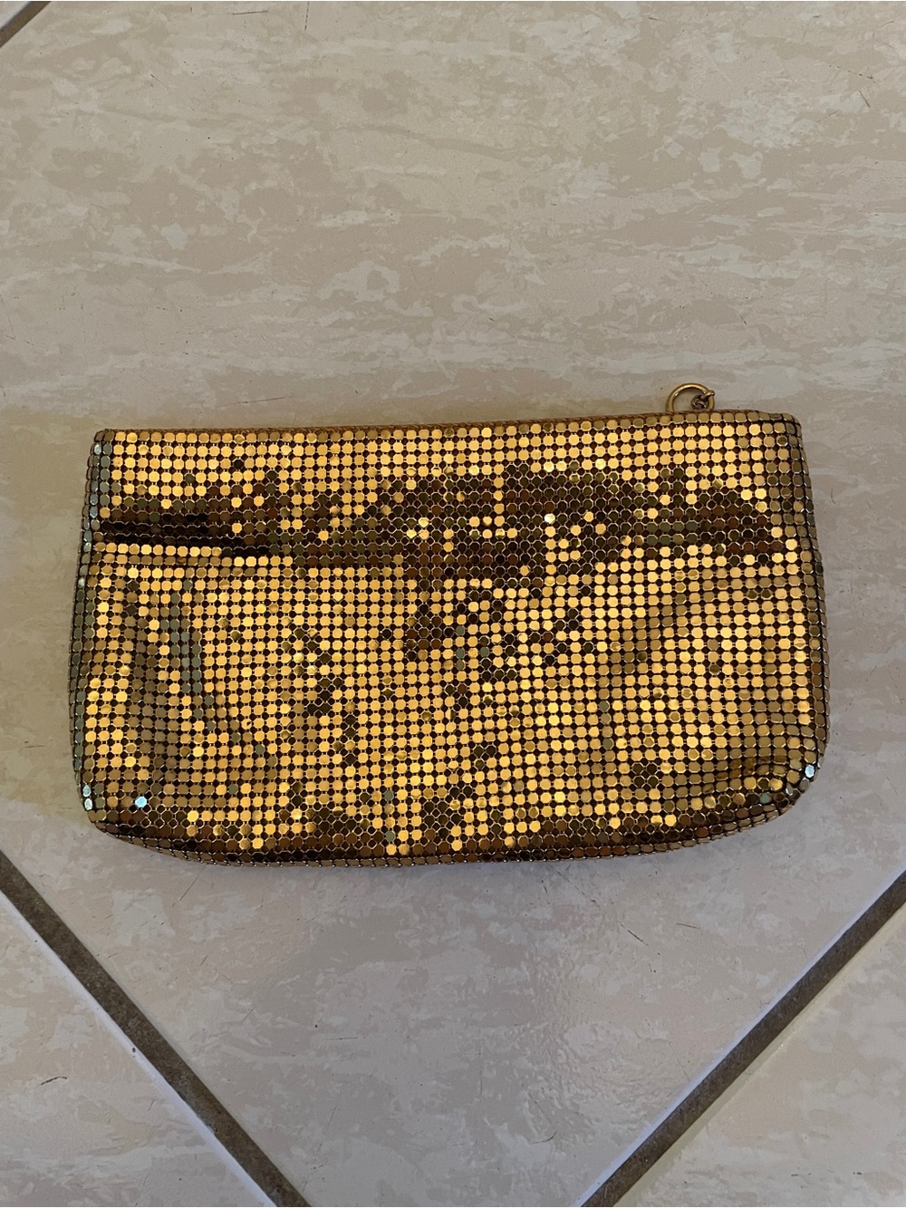 Vintage Gold Liquid Metal Mesh Zipper Pouch Evening oversized coin purse - Picture 8 of 11